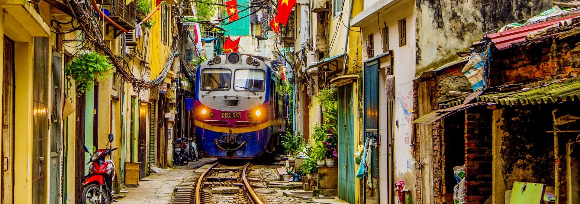 Ride Through the Heart of Hanoi’s Historic Streets